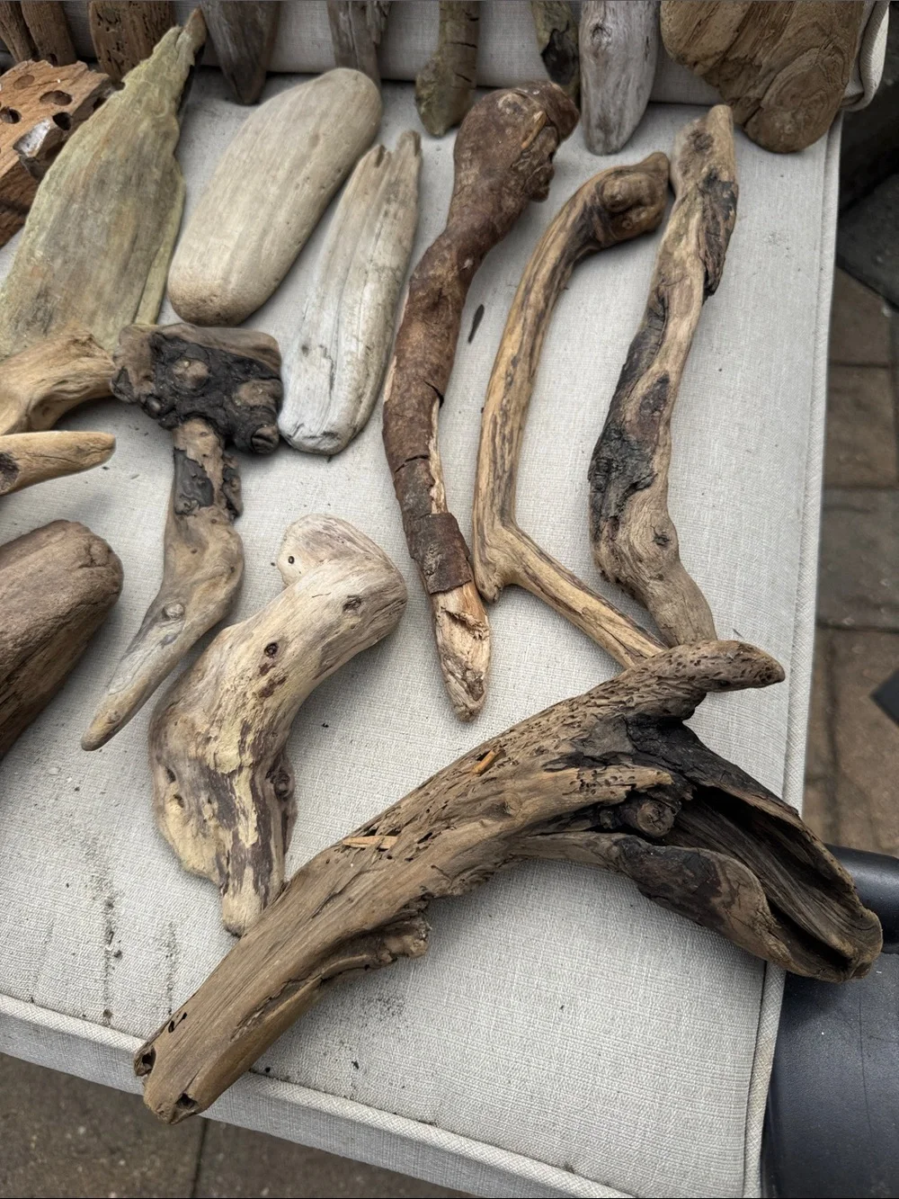 22 pcs(5lb shipped)Natural Driftwood & Beach Wood Accent Collection decor, craft